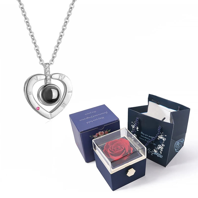 Collier de projection « Je t’aime » en 100 Langues – Coffret Rose Rotatif de Luxe