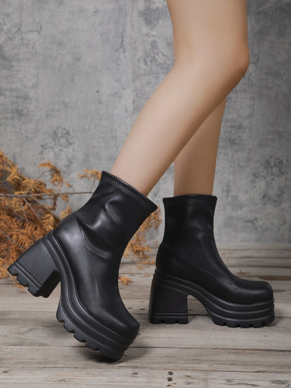 Bottes courtes Femme à Talon Haut – Bout carré & Semelle épaisse