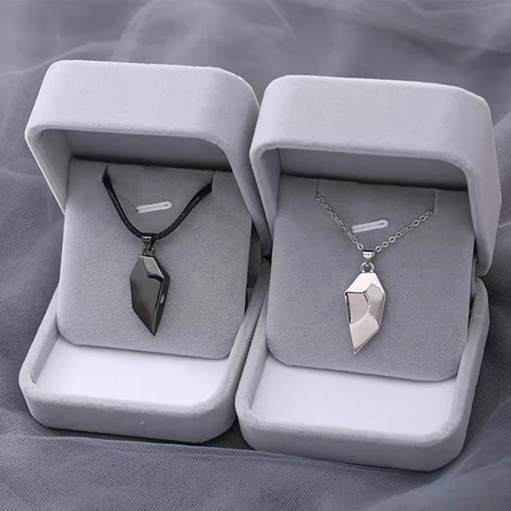 Collier couple Électrocardiogramme cœur magnétique – Symbole d’amour