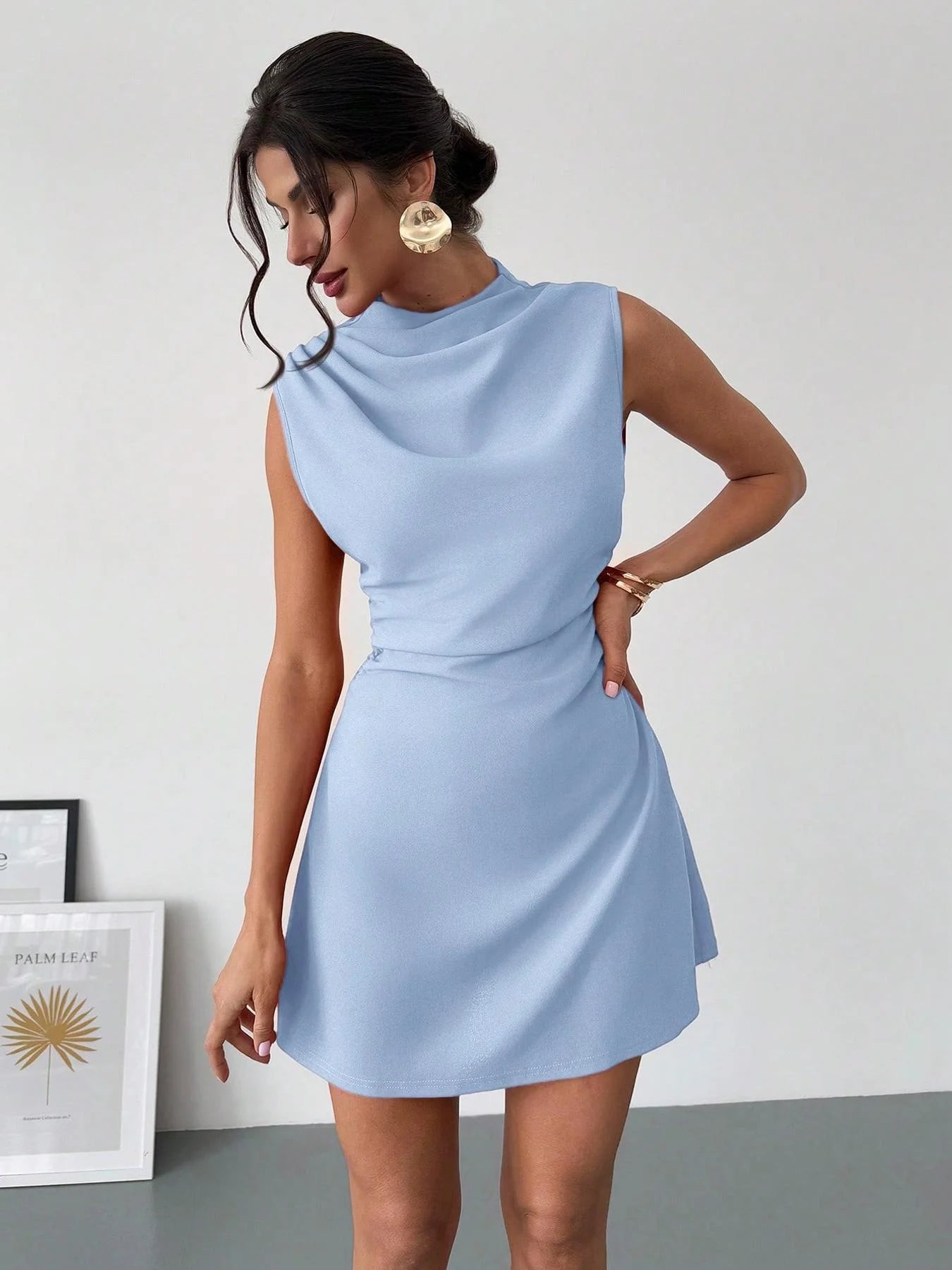 Robe élégante pour femmes, Design élégant, parfaite pour diverses Occasions, tissu de haute qualité, pièce de mode tendance