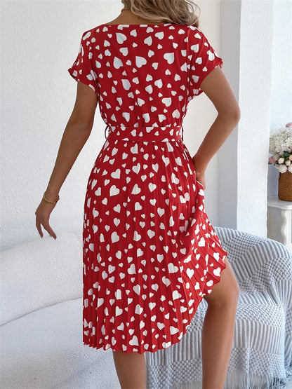 Robe élégante à lacets imprimé cœur pour femmes, col rond, plissée, mi-longue