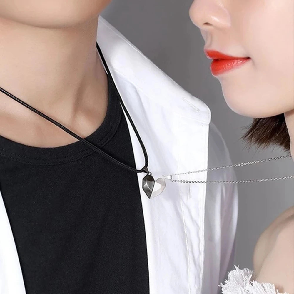 Collier couple Électrocardiogramme cœur magnétique – Symbole d’amour