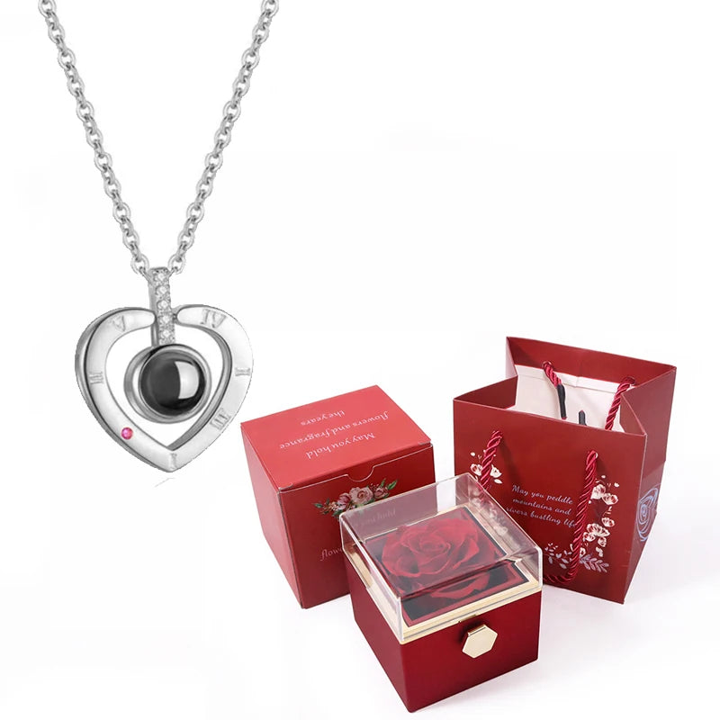 Collier de projection « Je t’aime » en 100 Langues – Coffret Rose Rotatif de Luxe