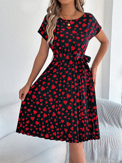 Robe élégante à lacets imprimé cœur pour femmes, col rond, plissée, mi-longue